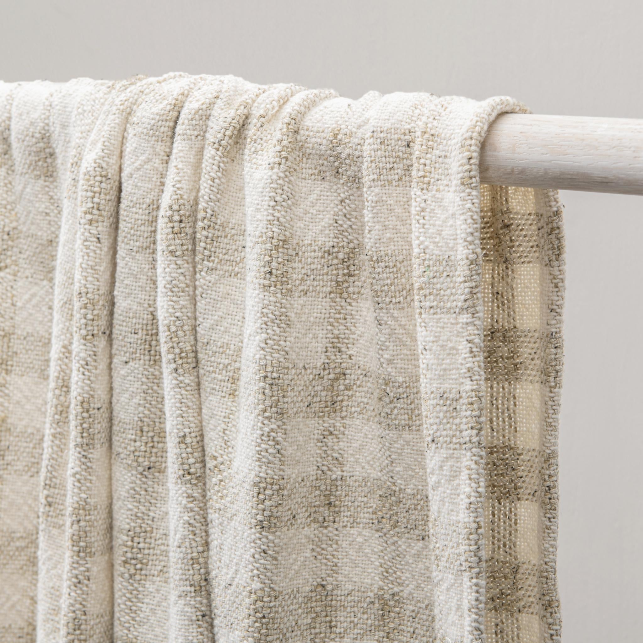 TC Sari Throw 50x70 - Natural/Ivory