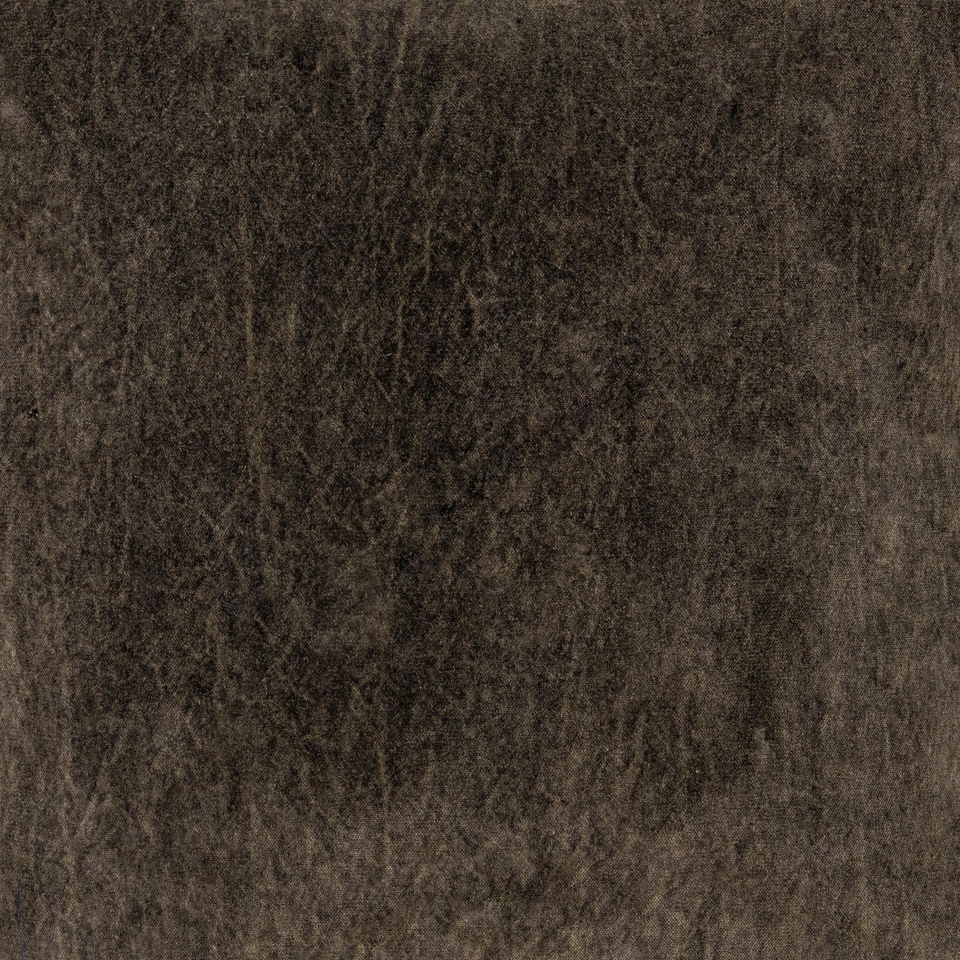 SLD Heirloom - Velvet Dark Clove - 22x22