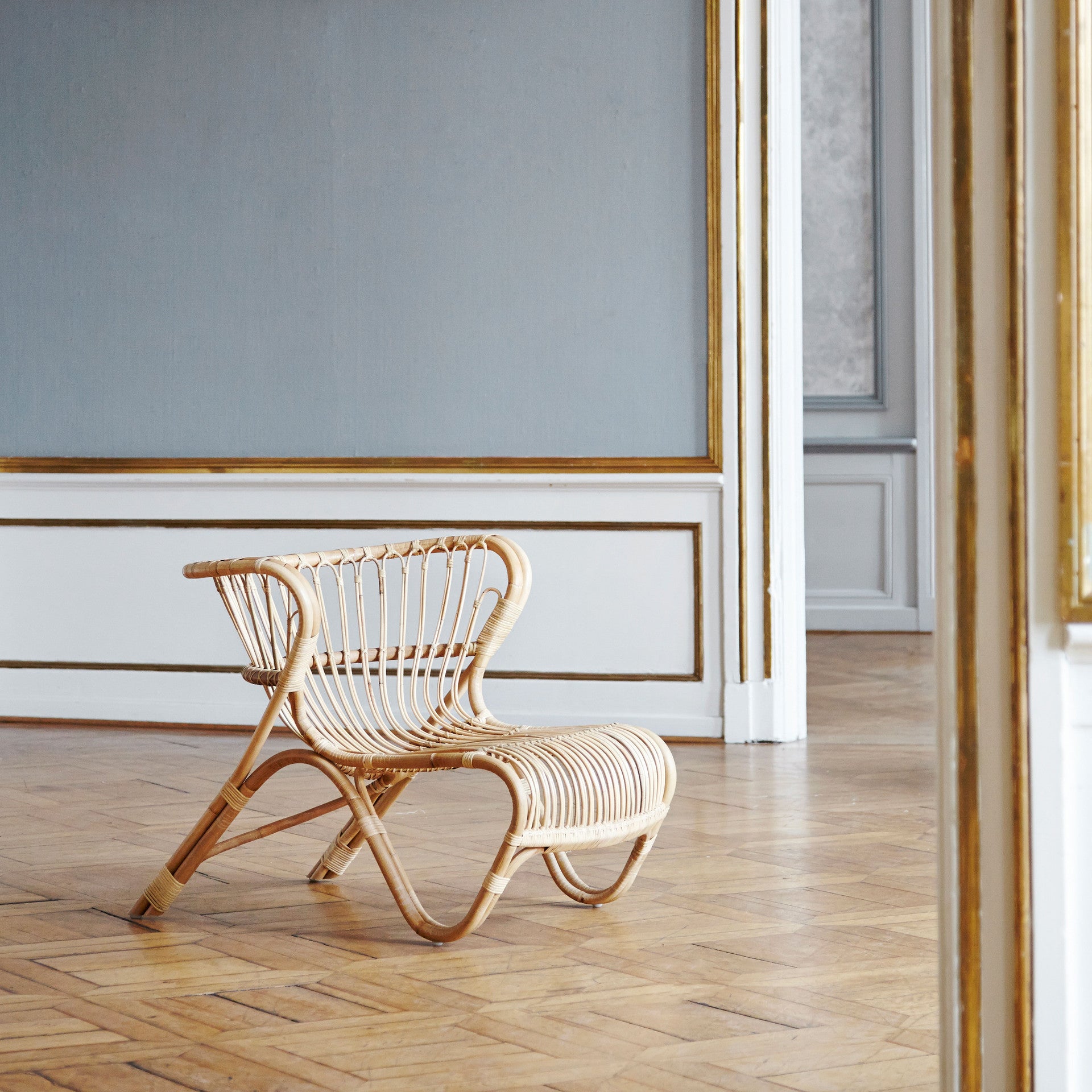 Viggo Boesen Fox Chair by Sika Design - view 5