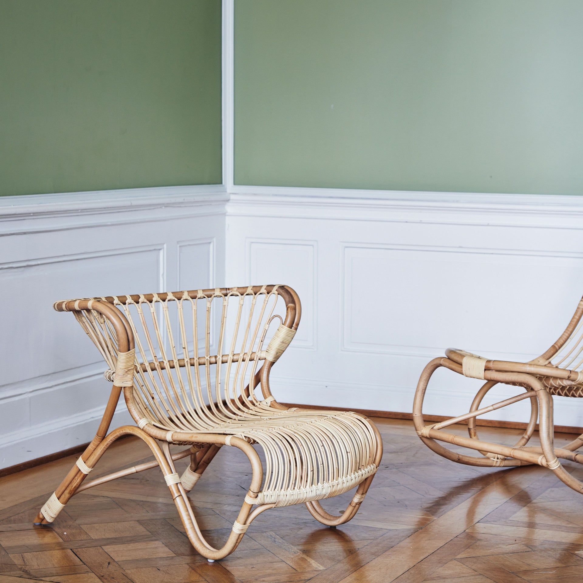 Viggo Boesen Fox Chair by Sika Design - view 12