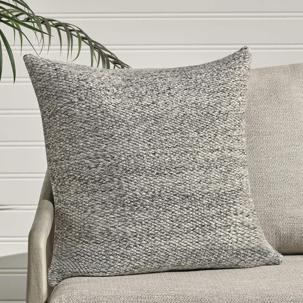 Performance Stella Multi Size - Gray - 26"x26"