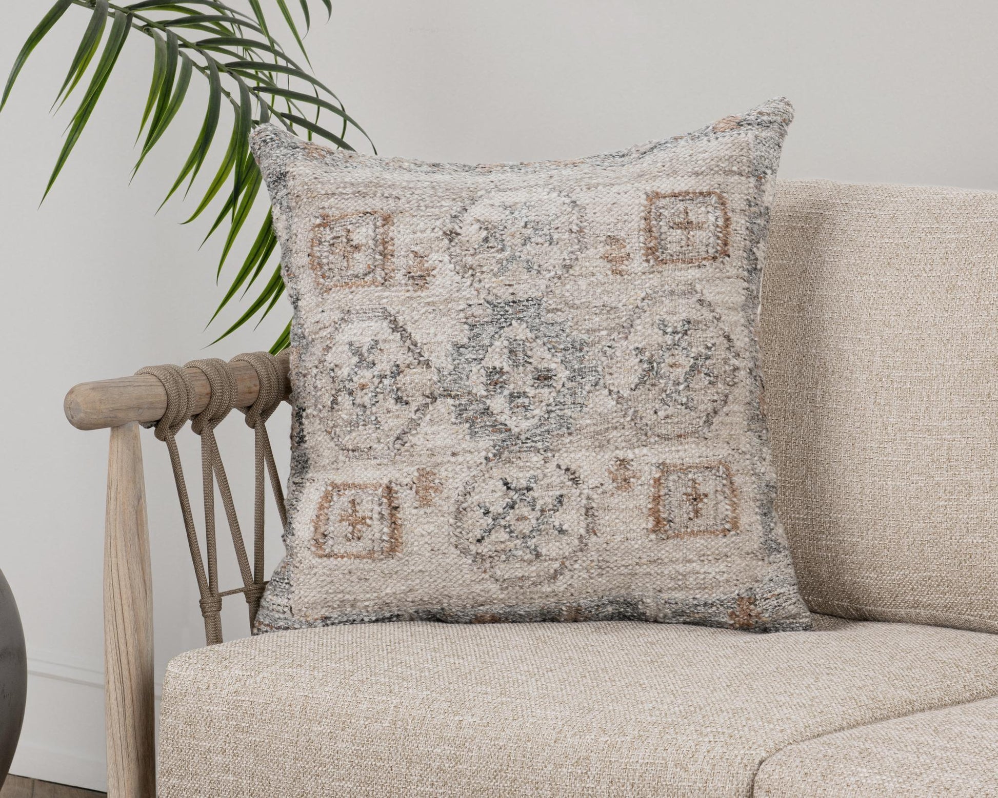 Performance Lukens 22x22 - Gray Multi