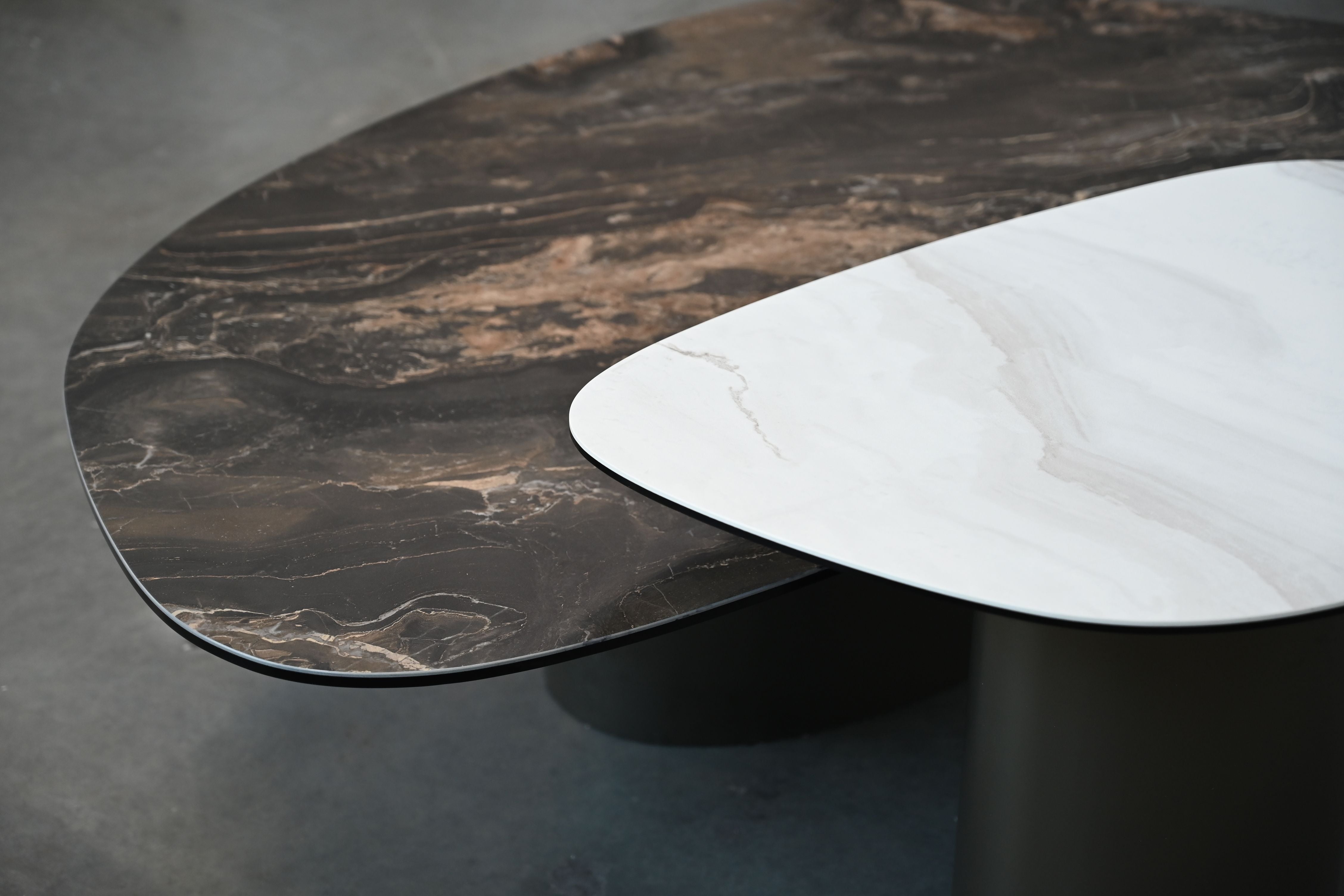 Argon End Table