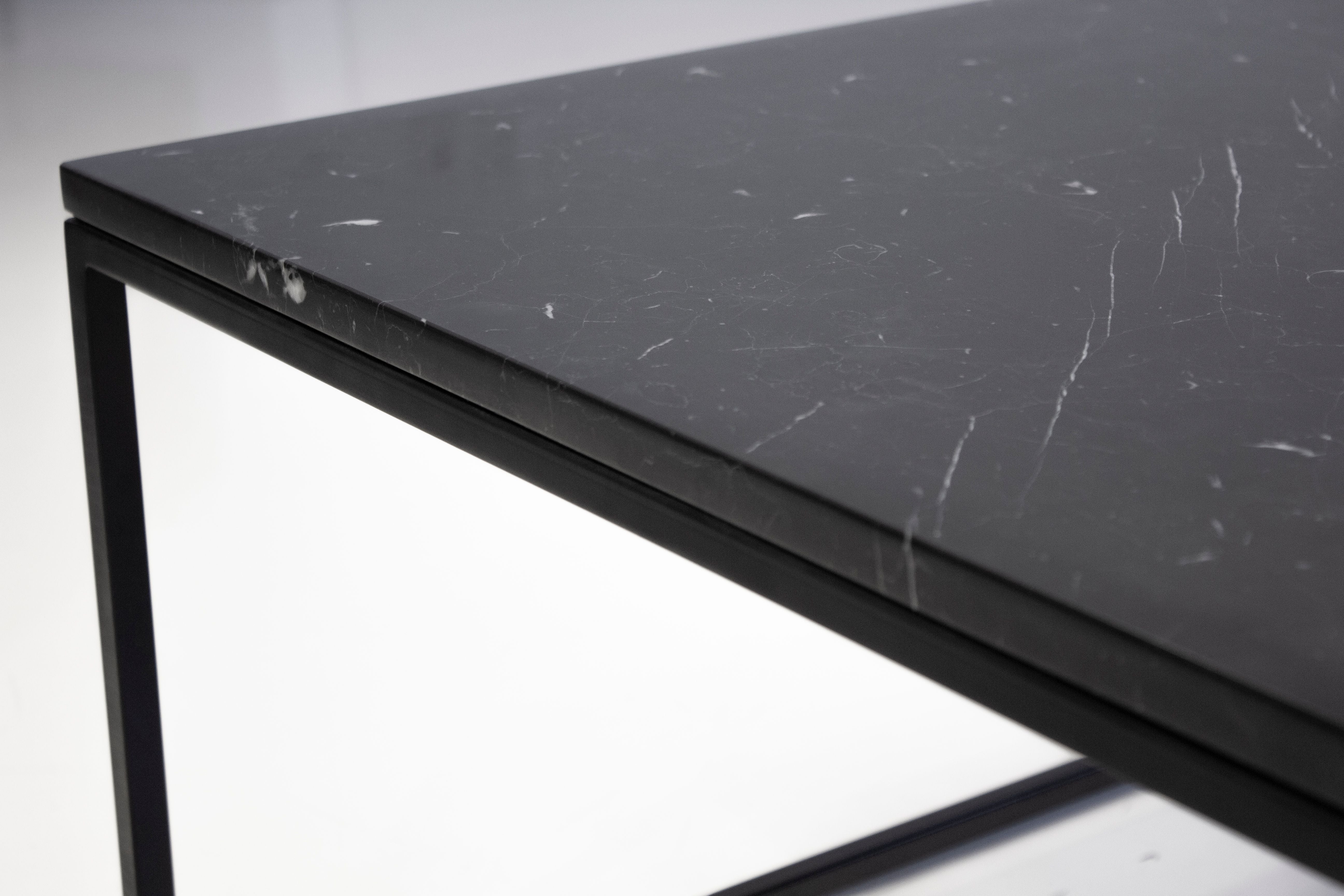 Onix End Table Square