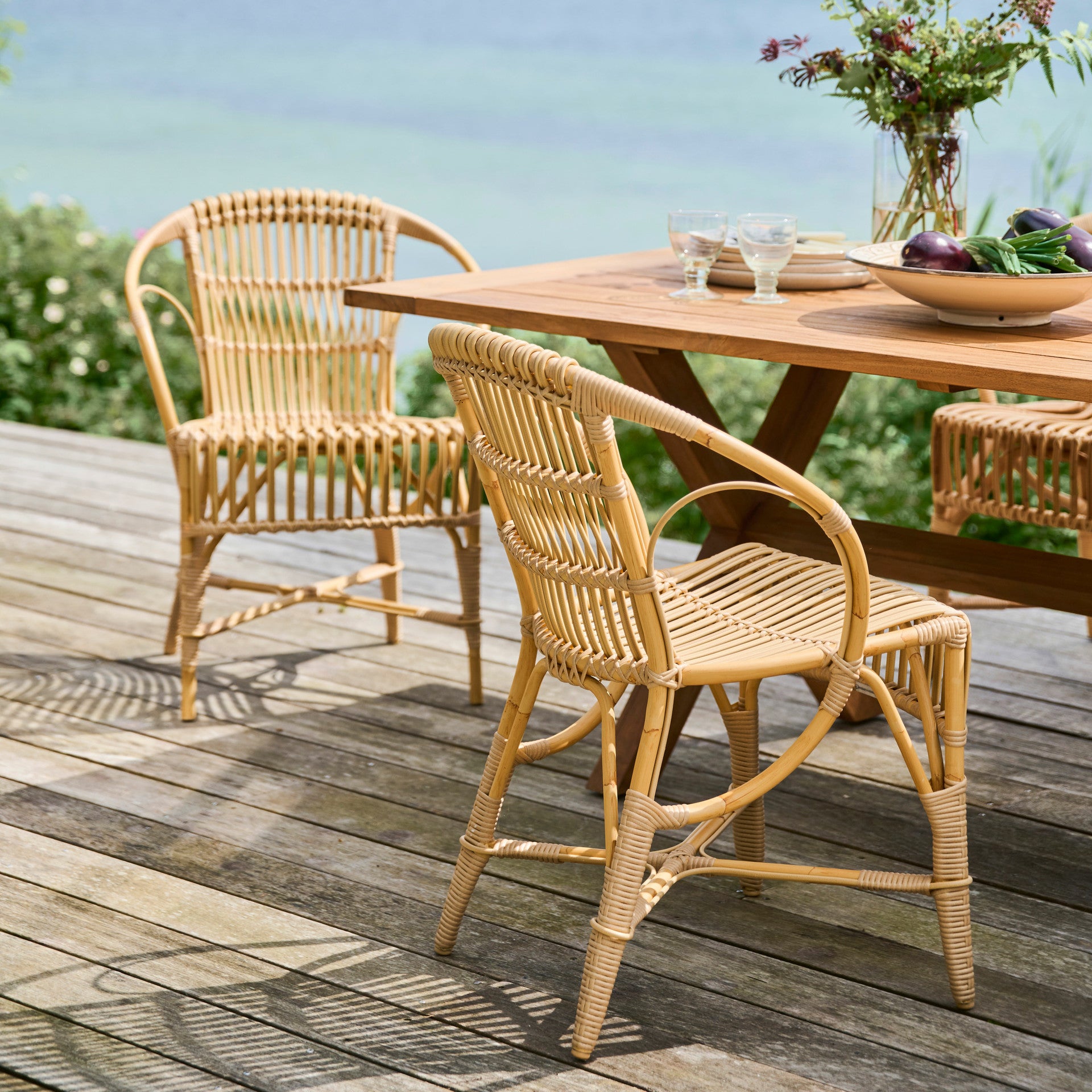 Robert Chair Exterior by Sika Design - view 2