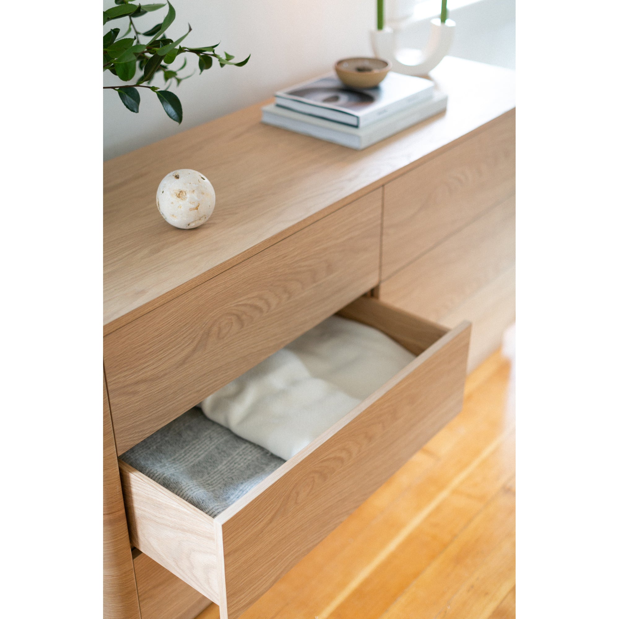 Round Off Dresser Light Oak Brown by Moe's Home Collection - view 4