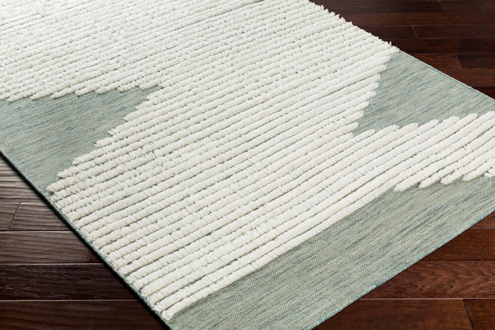 Apache Cream/Sage Handmade Rug - corner