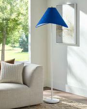 Apuila Accent Floor Lamp API-016 - styleshot