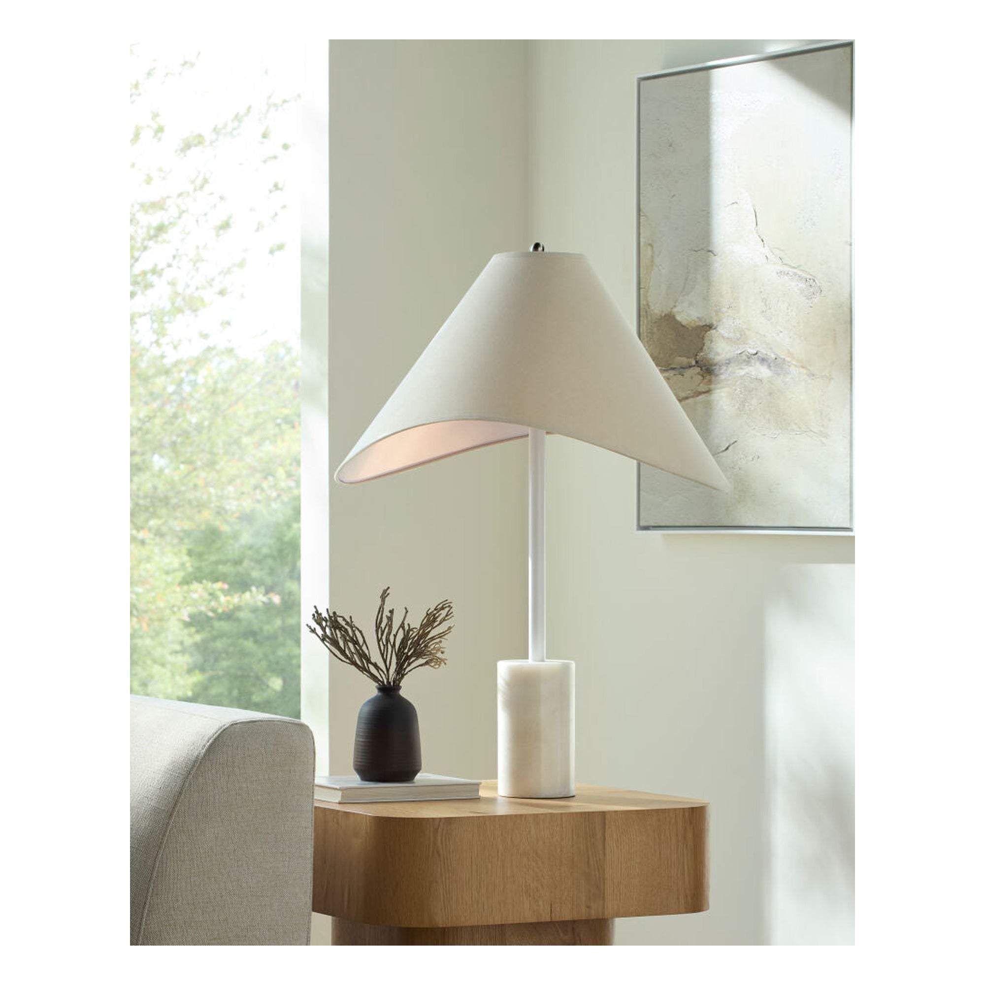 Apuila Accent Table Lamp API-019 - styleshot