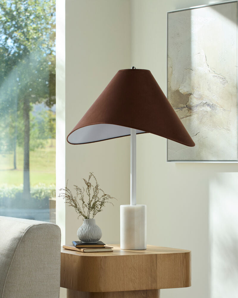 Apuila Accent Table Lamp API-020 - styleshot
