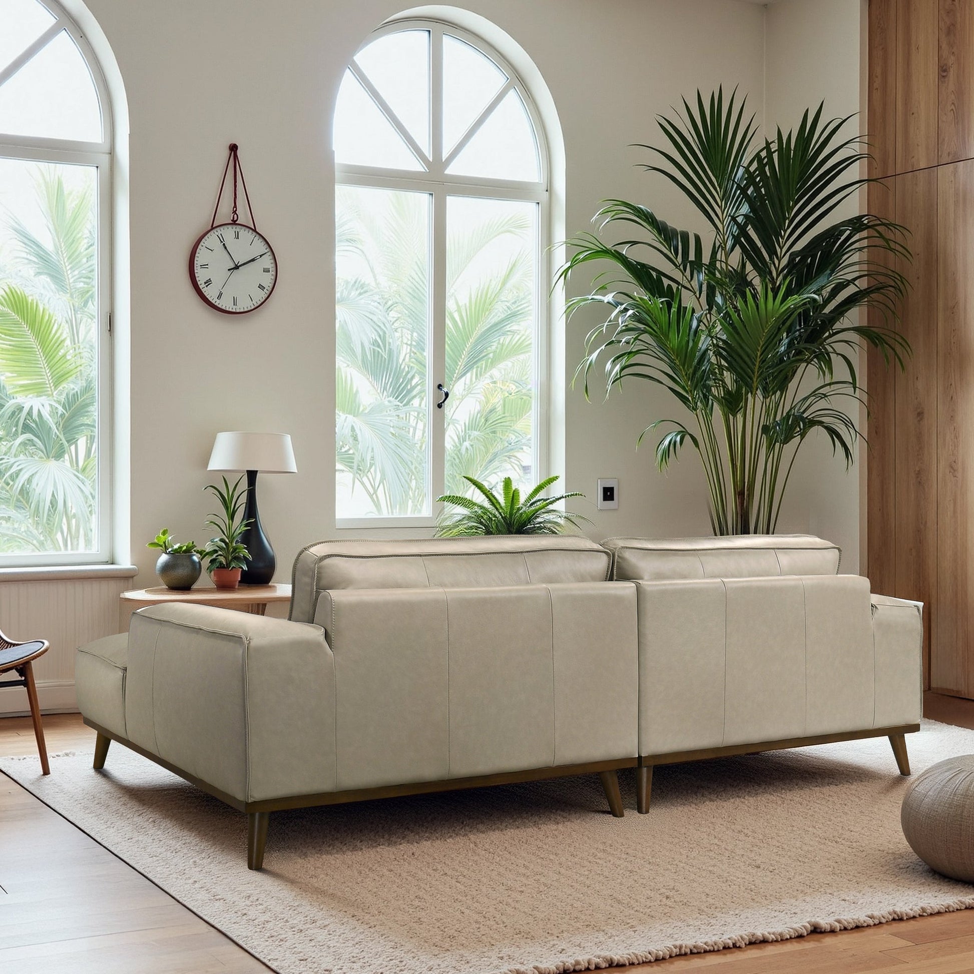 Kerrville Premium Leather Sectional with Chaise