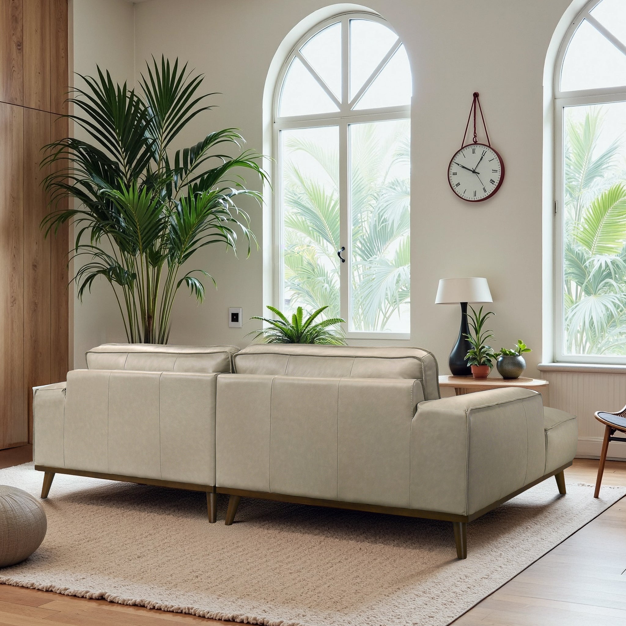 Kerrville Premium Leather Sectional with Chaise