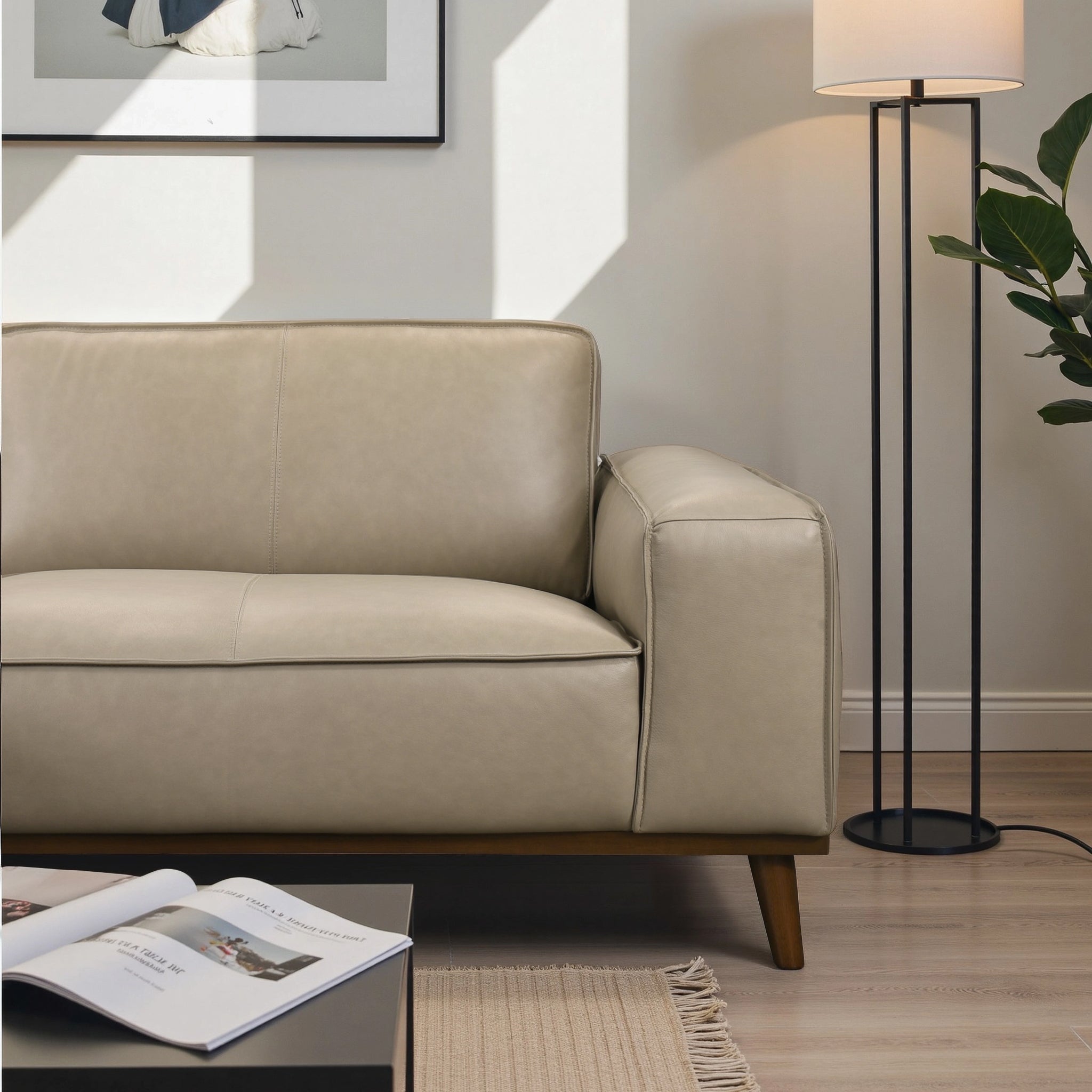 Kerrville Premium Leather Sectional with Chaise