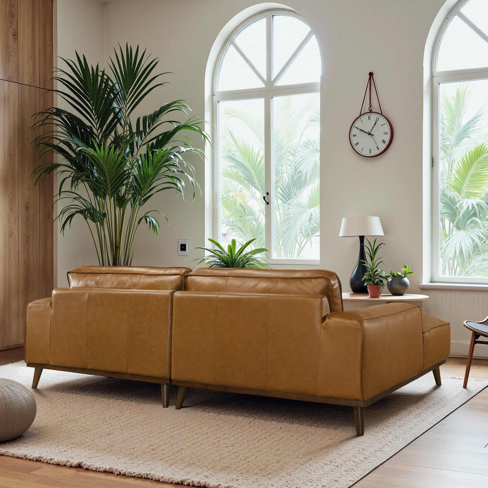 Kerrville Premium Leather Sectional with Chaise