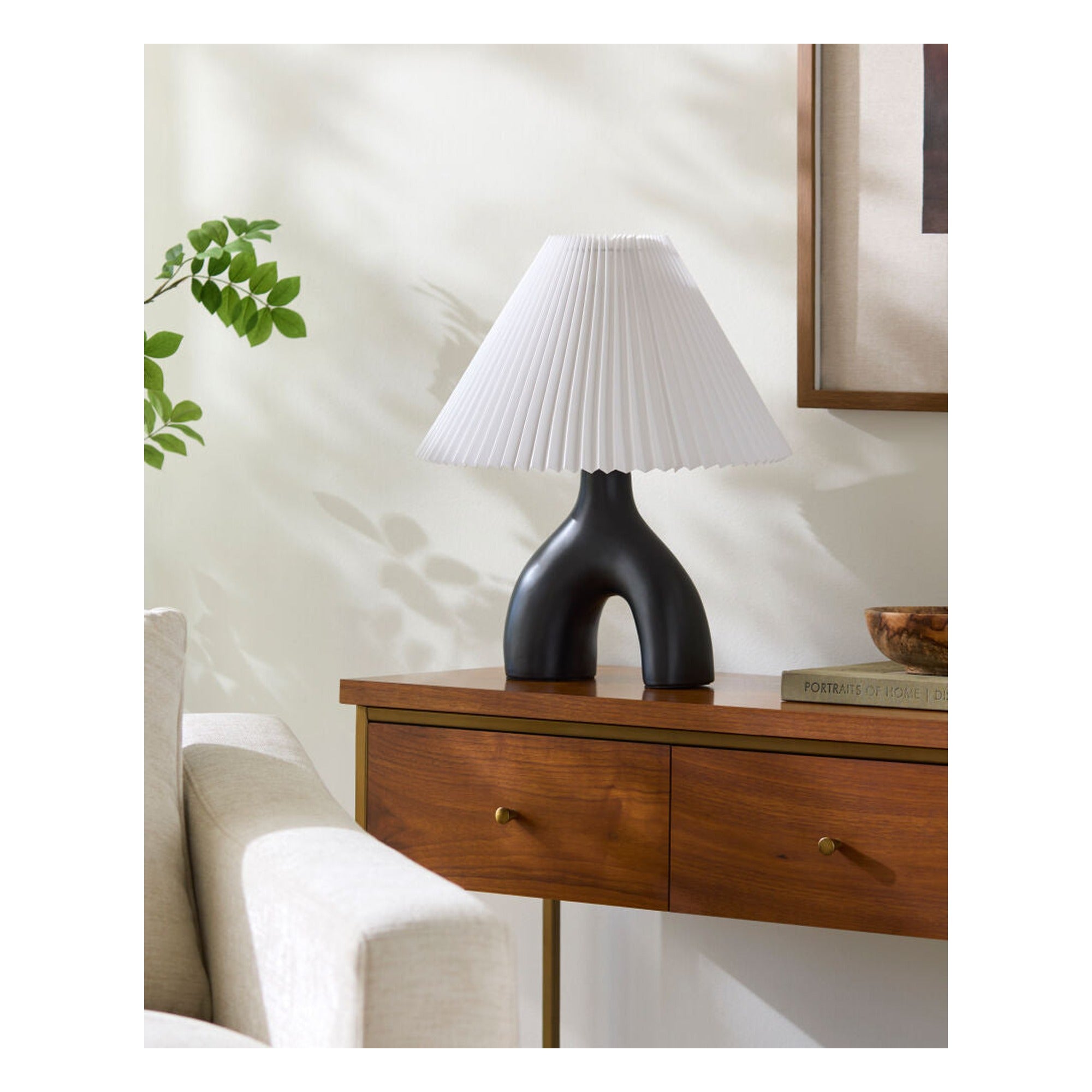 Alvik Accent Table Lamp AVK-009 - styleshot