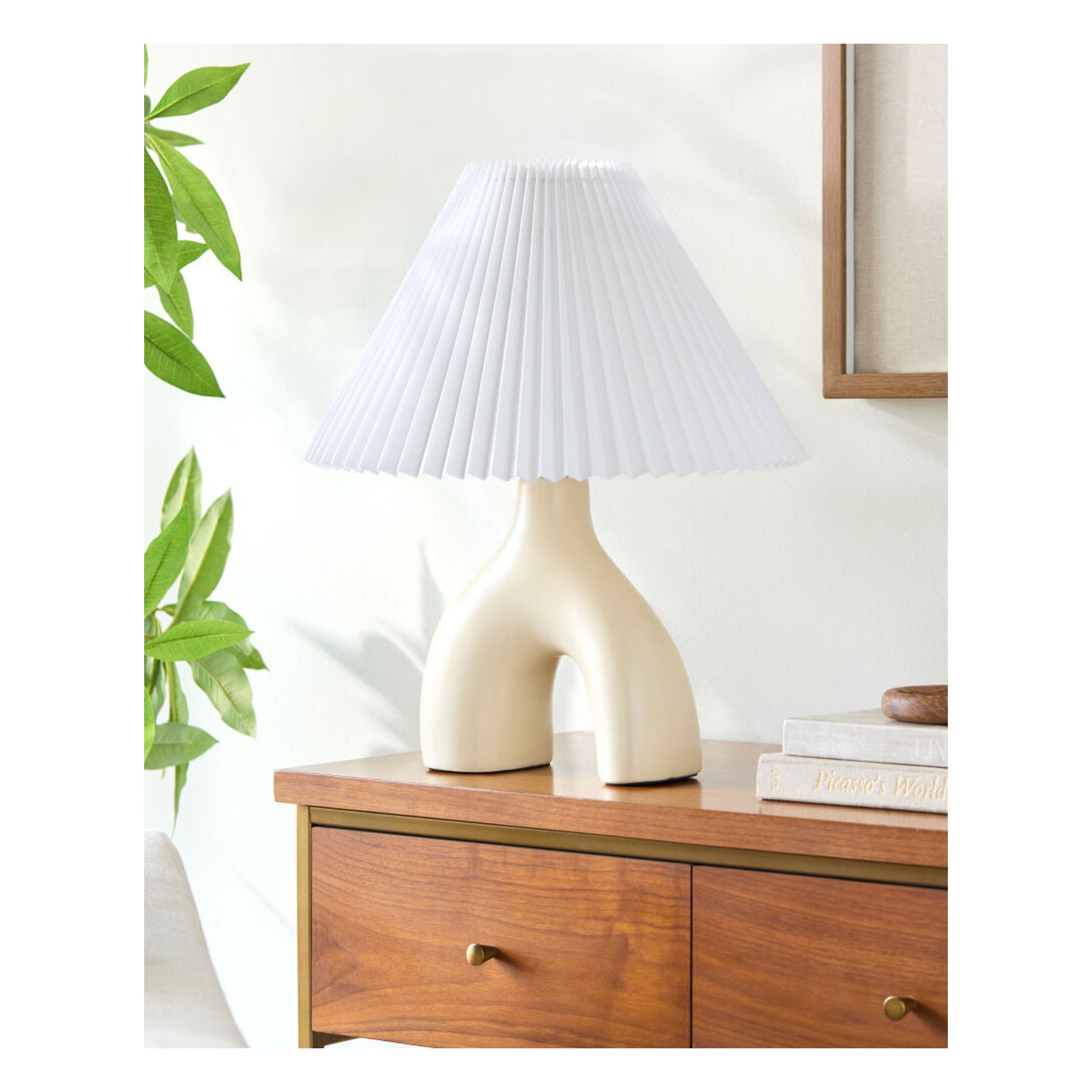 Alvik Accent Table Lamp AVK-015 - styleshot