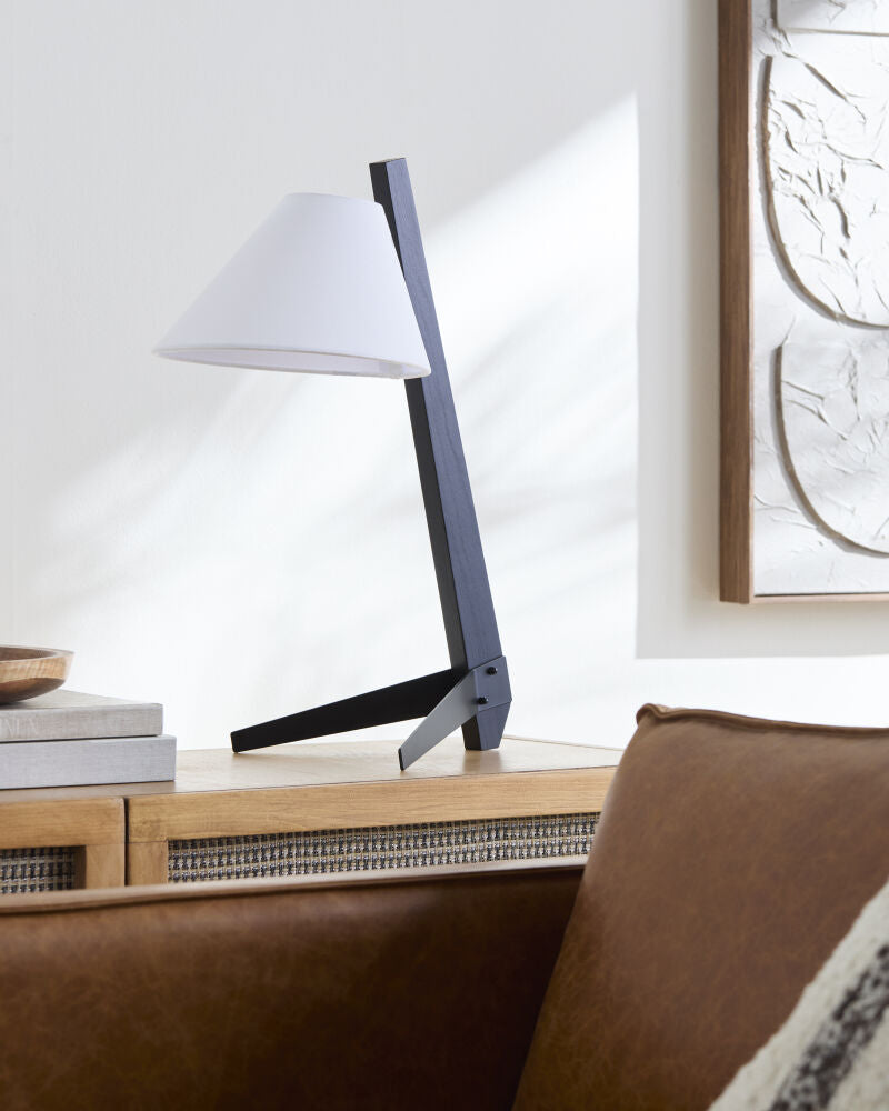 Arvello Accent Table Lamp AVLO-003 - styleshot