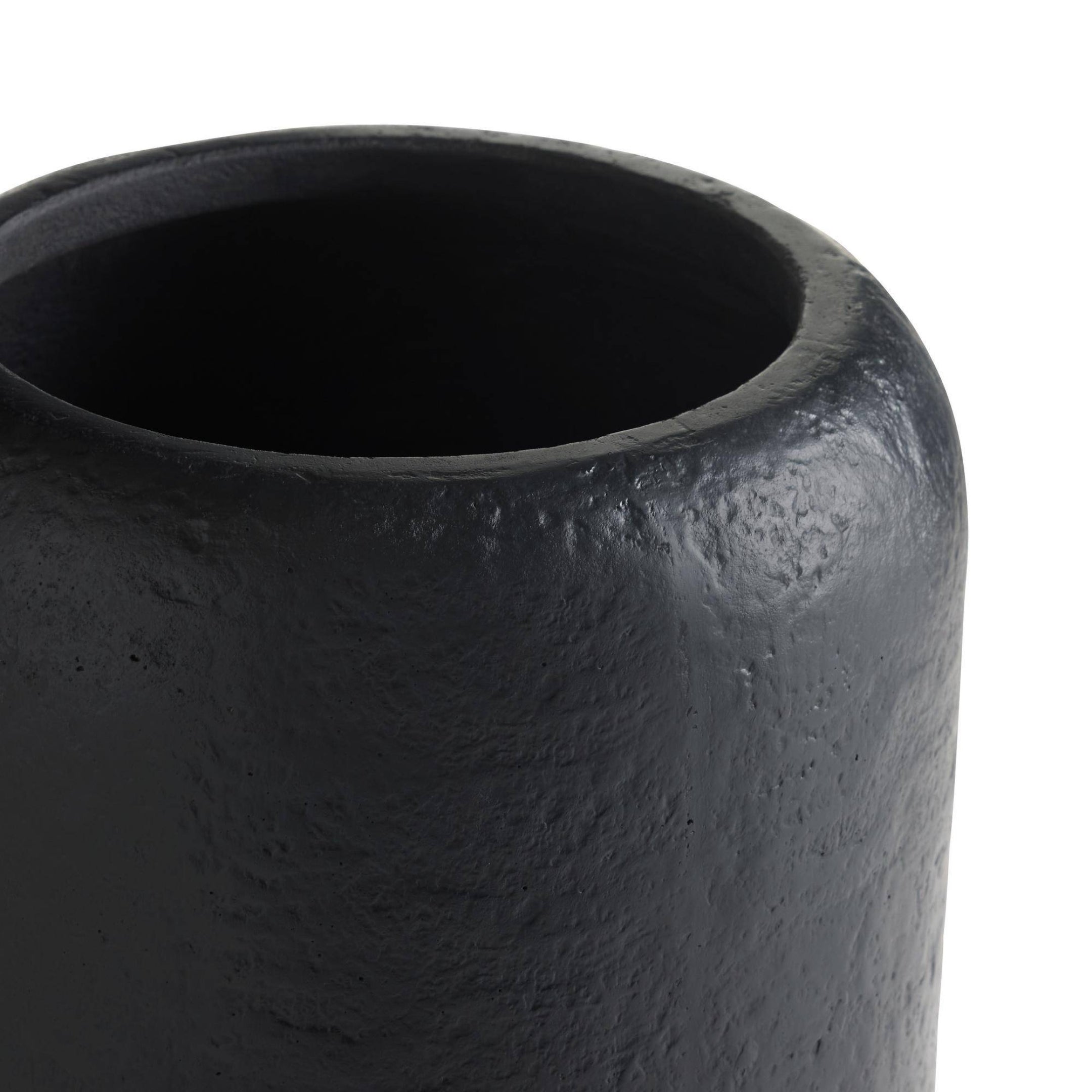 Lorenzo Large Concrete Outdoor Planter