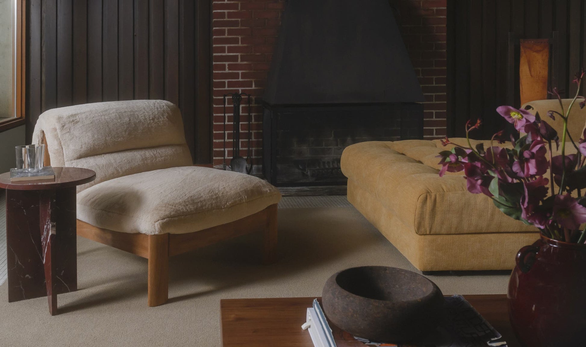 Pierce Accent Chair Faux Fur by Moe's Home Collection - view 8