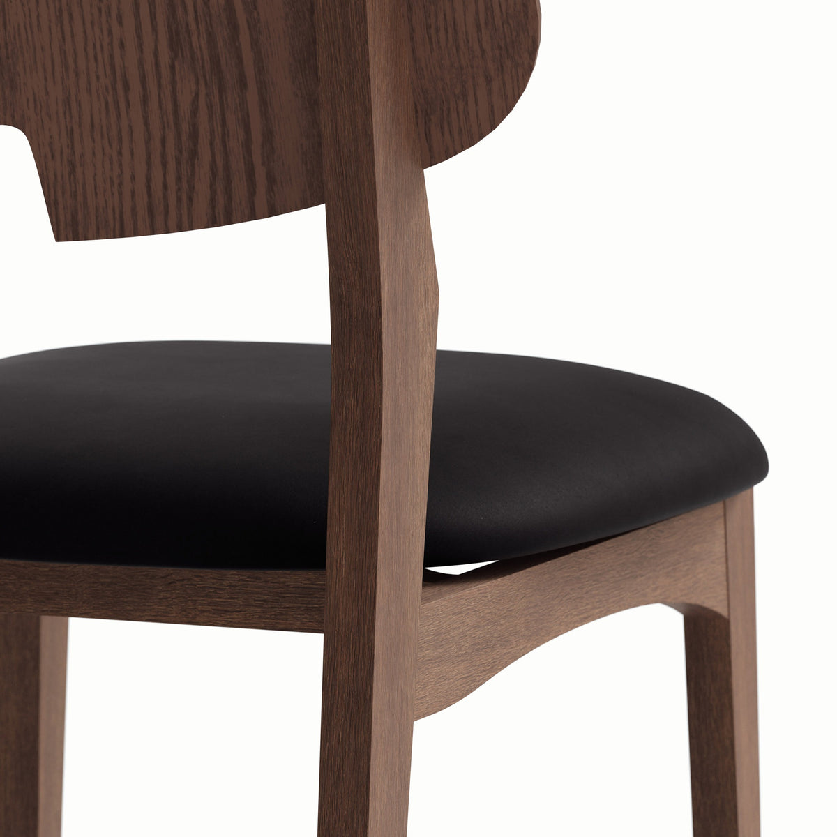 Beth Dining Chair Nogal, Shimmy Black Vinyl by Urbia - detail 7
