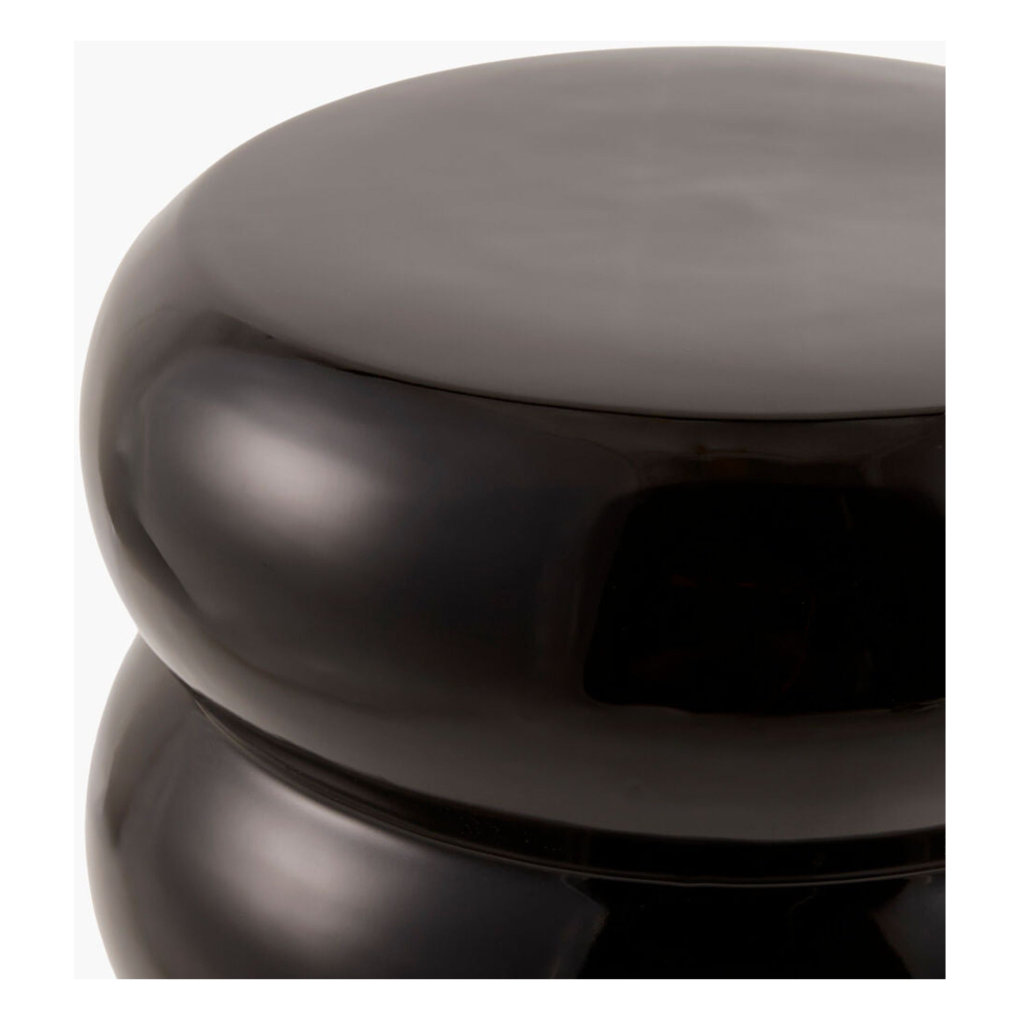 Bizen Garden Stool BIZ-001 - corner