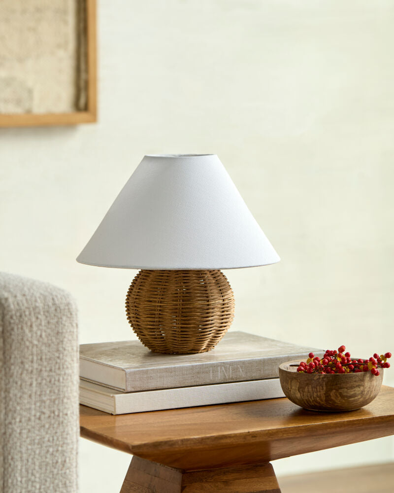 Bajo Accent Table Lamp BJO-001 - styleshot