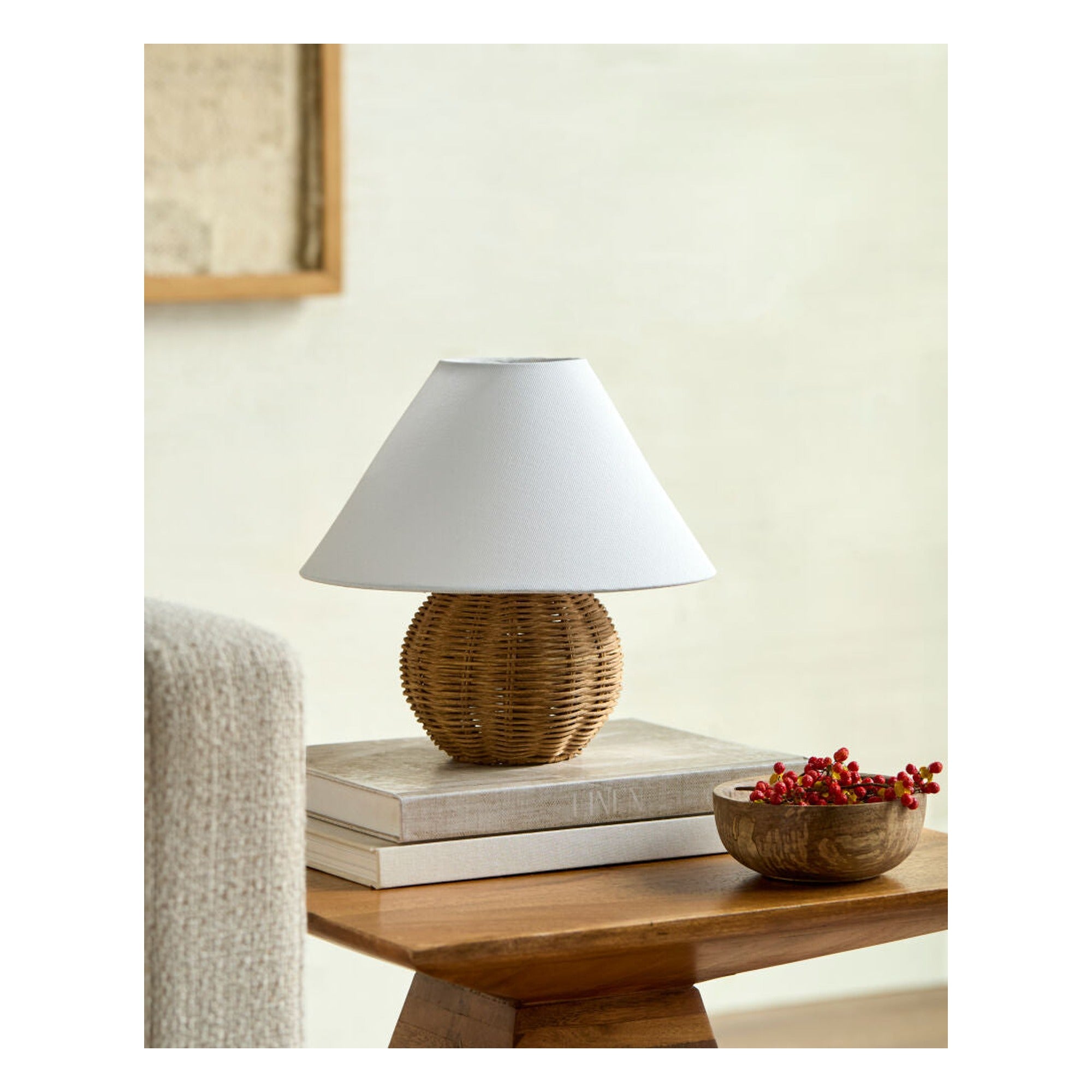 Bajo Accent Table Lamp BJO-001 - styleshot