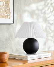 Bajo Accent Table Lamp BJO-006 - styleshot