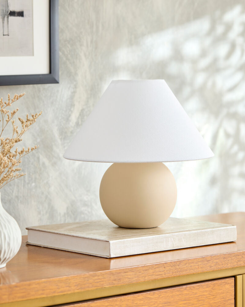 Bajo Accent Table Lamp BJO-007 - styleshot