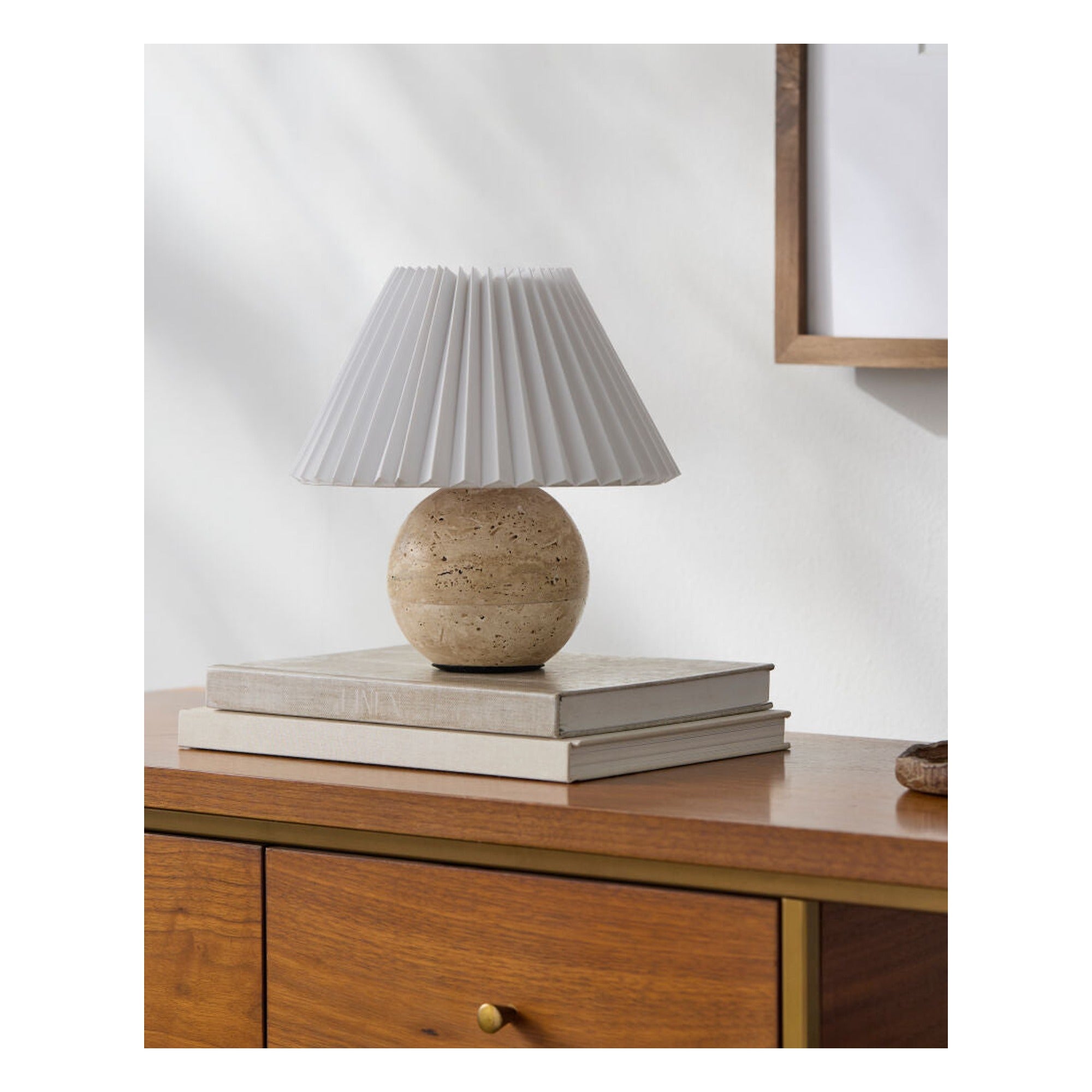 Bajo Accent Table Lamp BJO-010 - styleshot