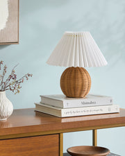 Bajo Accent Table Lamp BJO-015 - styleshot