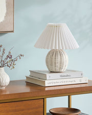 Bajo Accent Table Lamp BJO-017 - styleshot