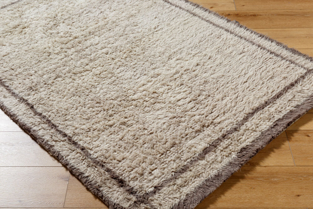 Beni Moroccan Handmade Rug BMC-2302 - corner