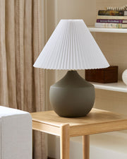 Brisa End Table BOBR-001 - styleshot