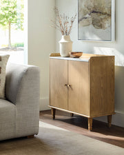 Arista Cabinet - styleshot