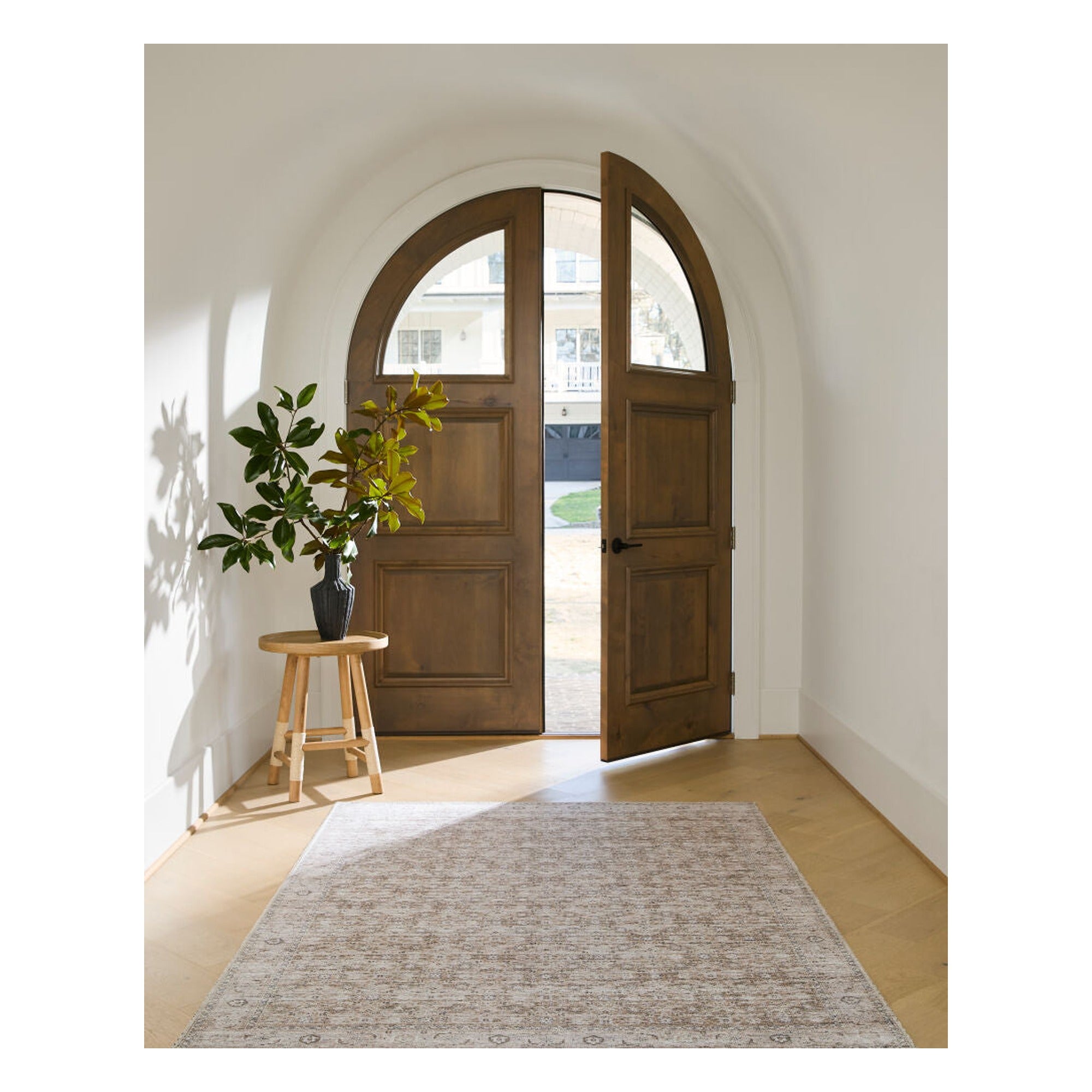 Esmarca End Table - styleshot