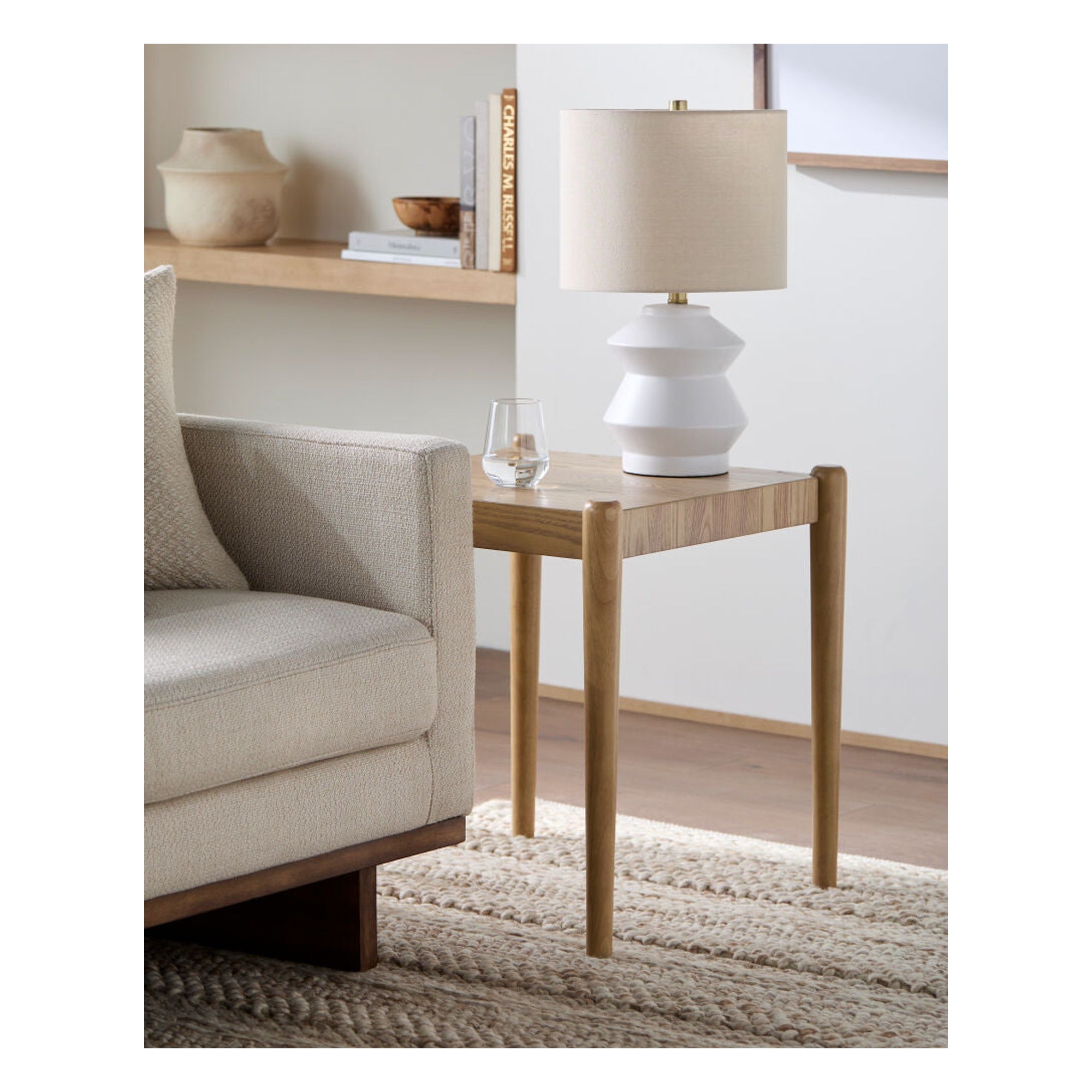 Brisa End Table BOBR-003 - styleshot