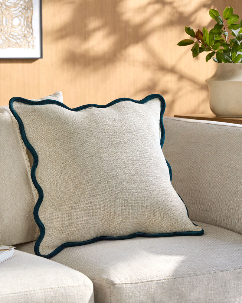 Caliza Accent Pillow BOCZ-001 - styleshot