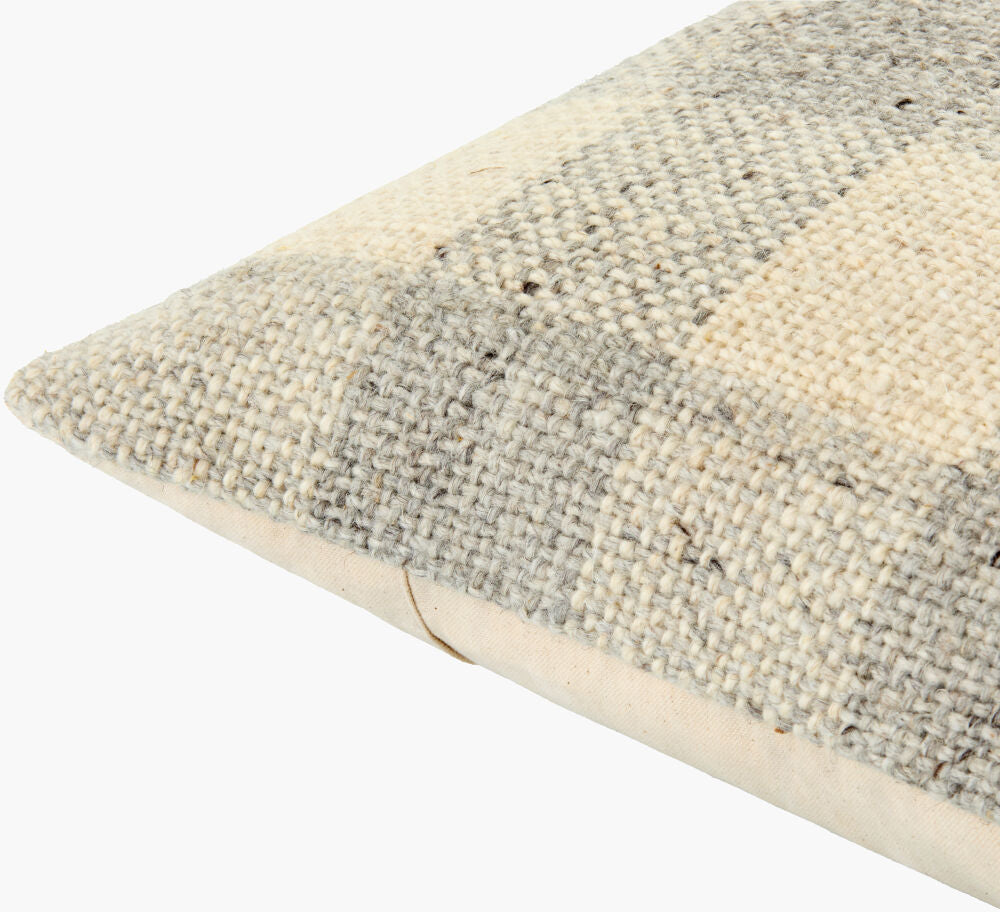 Ladera Accent Pillow BOLR-006 - corner