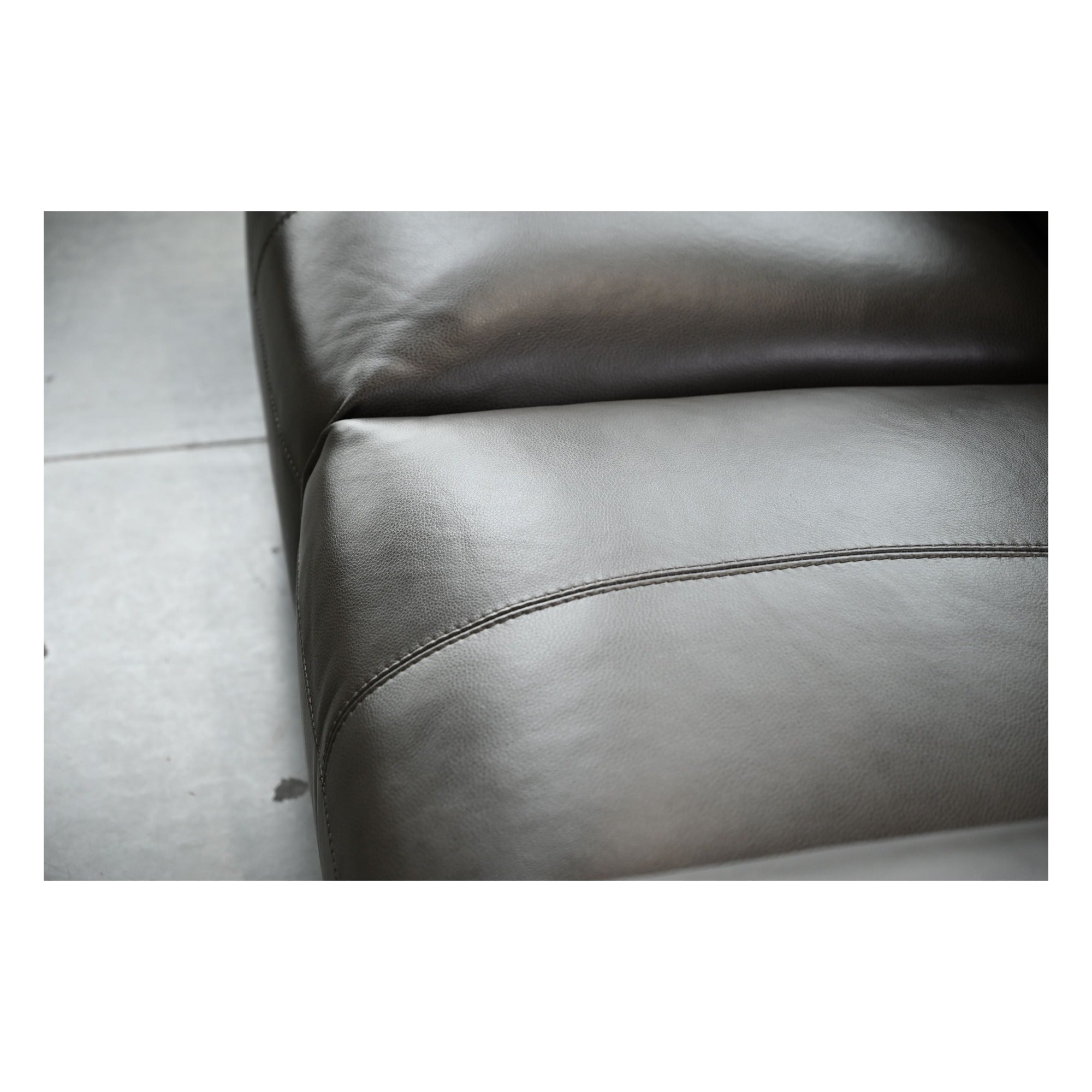 Boone Loveseat by Mobital - image 7