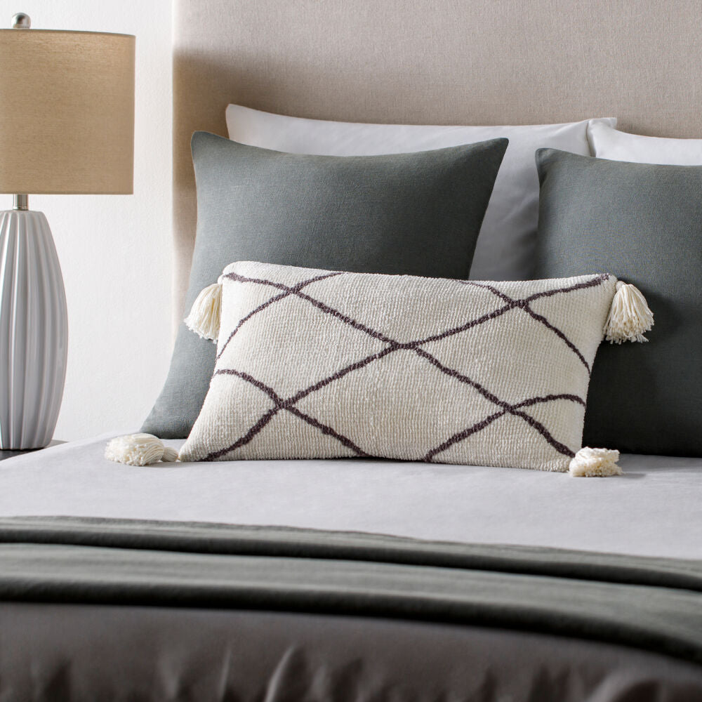 Braith Lumbar Pillow - standard
