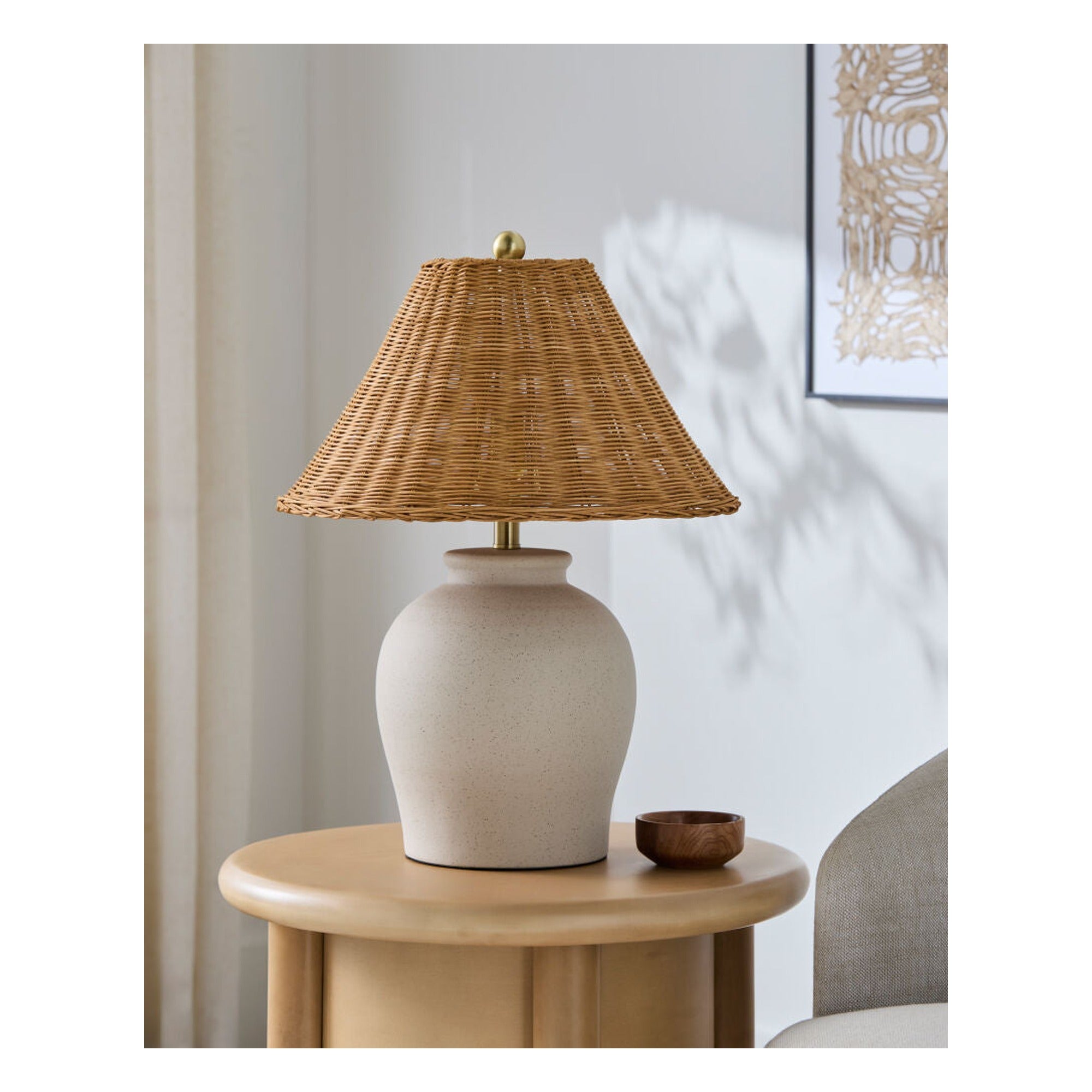 Besson Accent Table Lamp BSS-002 - styleshot