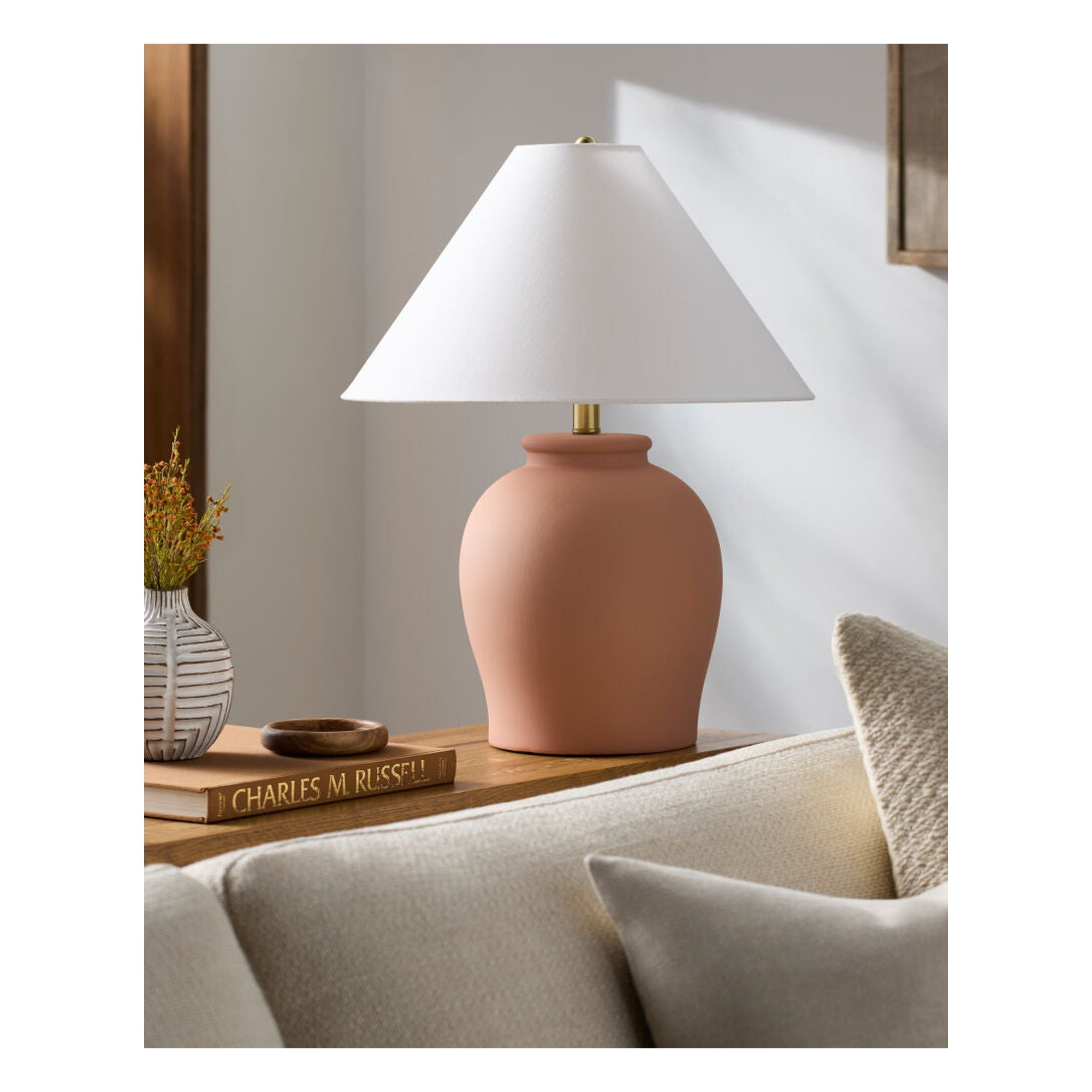 Besson Accent Table Lamp BSS-012 - styleshot