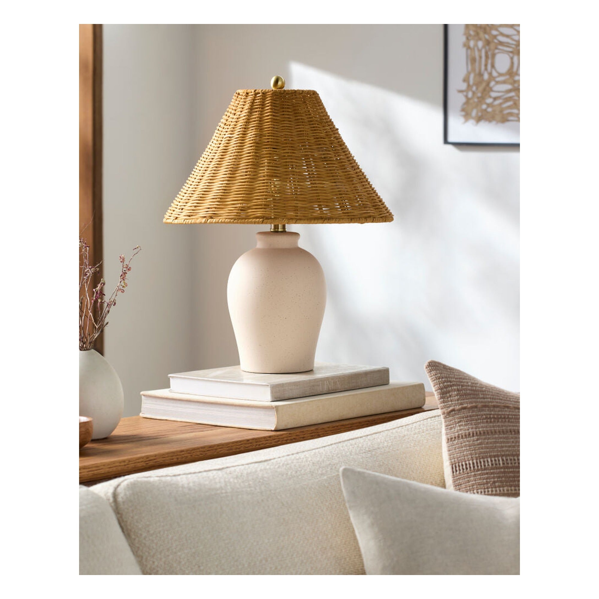 Besson Accent Table Lamp BSS-023 - styleshot