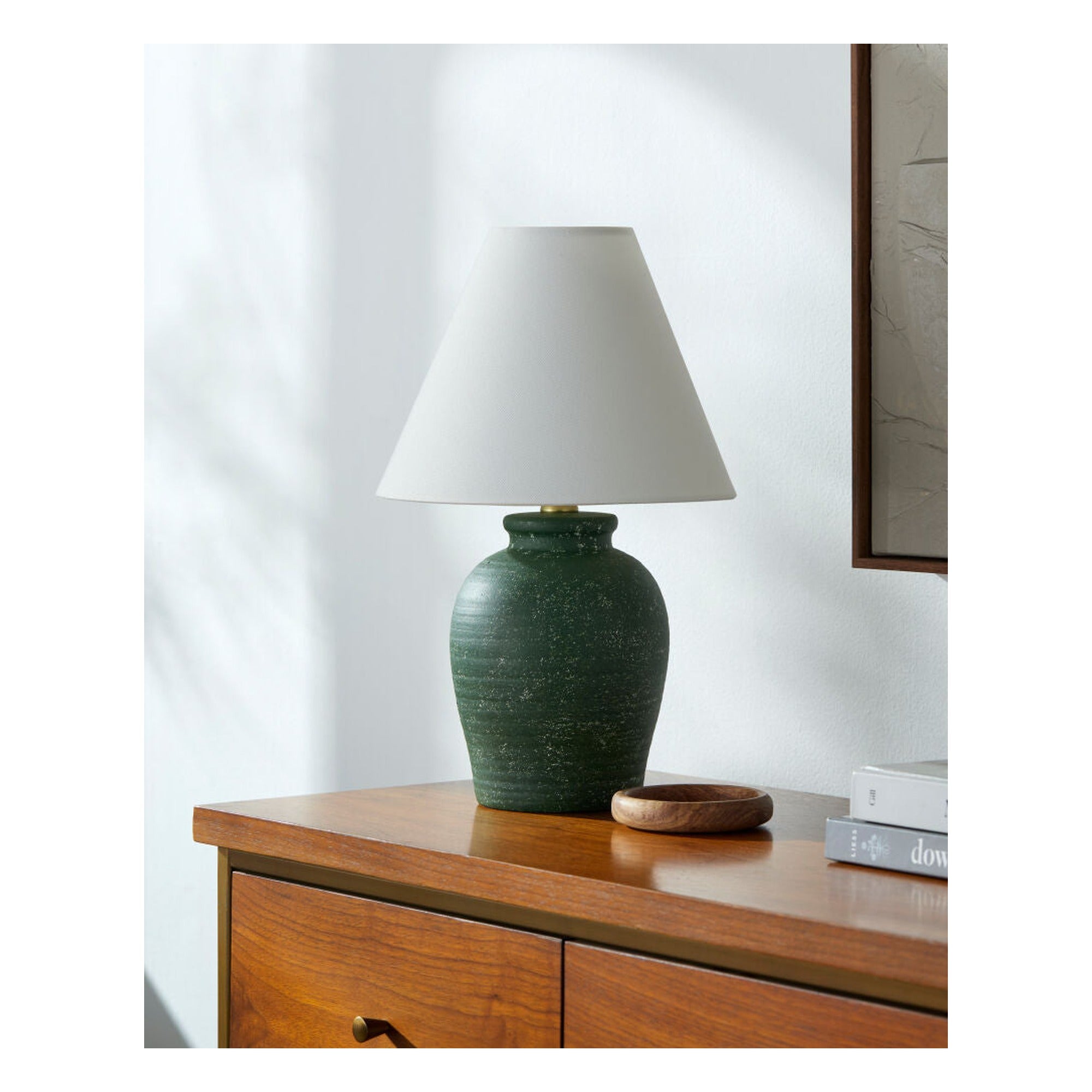 Besson Accent Table Lamp BSS-036 - styleshot