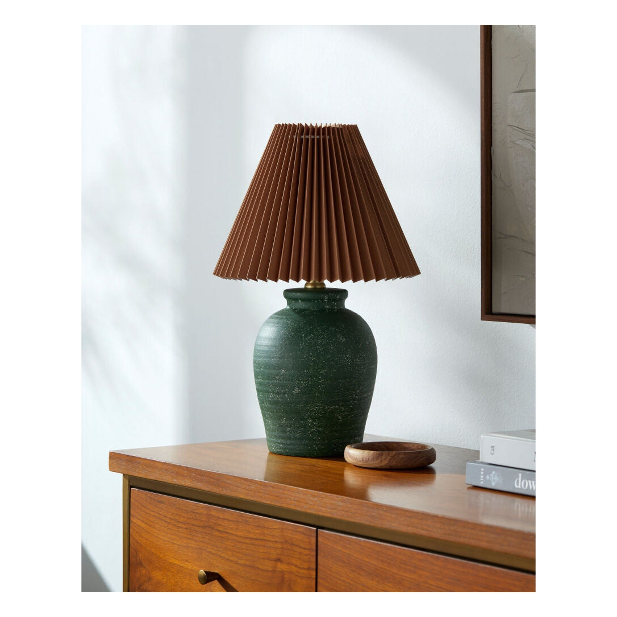 Besson Accent Table Lamp BSS-037 - styleshot
