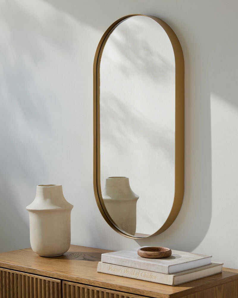 Carbondale Accent Mirror CALE-007 - styleshot