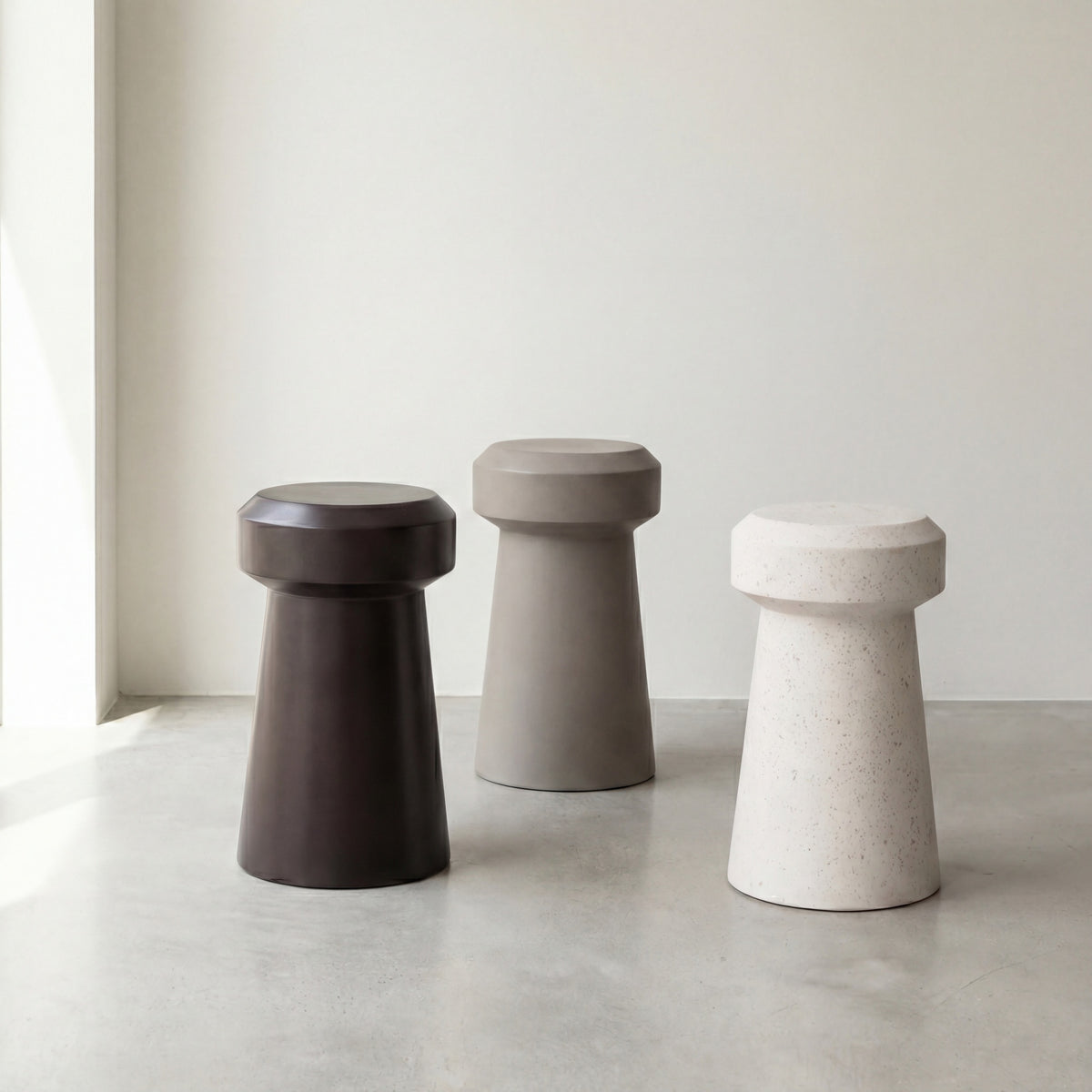Magnus End Table Lava Brown by Urbia - detail 4