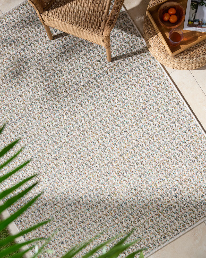 Crete Machine Woven Rug CEE-2304 - roomscene
