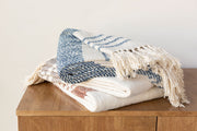 Chamonix Throw CMX-1000 - styleshot